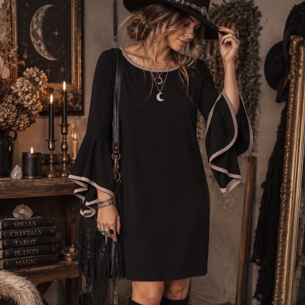 Tiana B Black Bell Sleeve Shift Dress Sz M witchy whimsigoth gothic fairy grunge